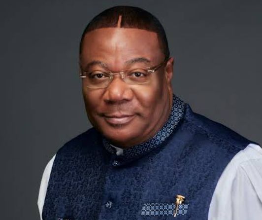 Nicholas Duncan-Williams Biography